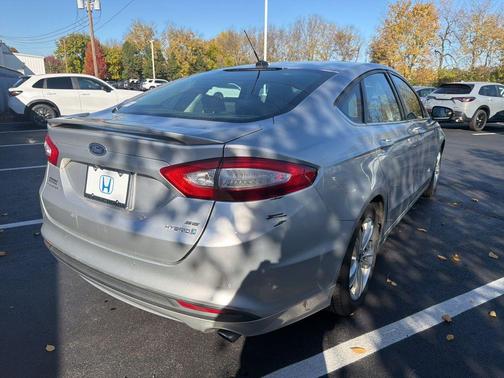 2015 Ford Fusion Hybrid SE