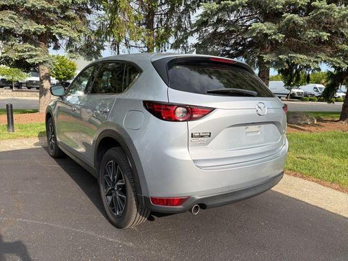 Sonic Silver Metallic 2017 Mazda CX-5 Grand Select
