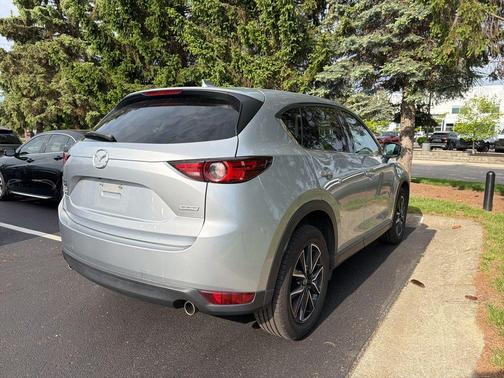 Sonic Silver Metallic 2017 Mazda CX-5 Grand Select