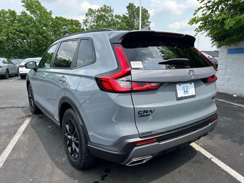 Urban Gray Pearl 2026 Honda CR-V Hybrid Sport