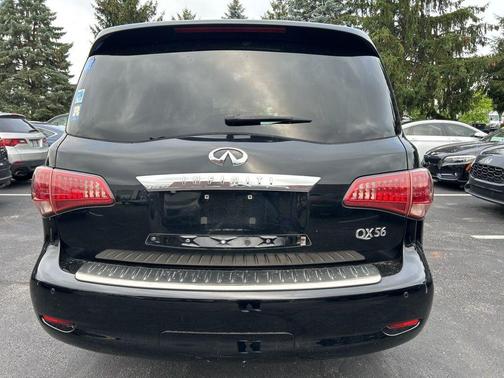 2012 INFINITI QX56 Base