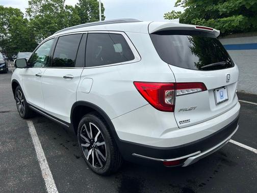 2022 Honda Pilot Elite