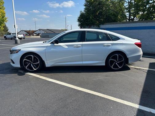 2022 Honda Accord Sport SE