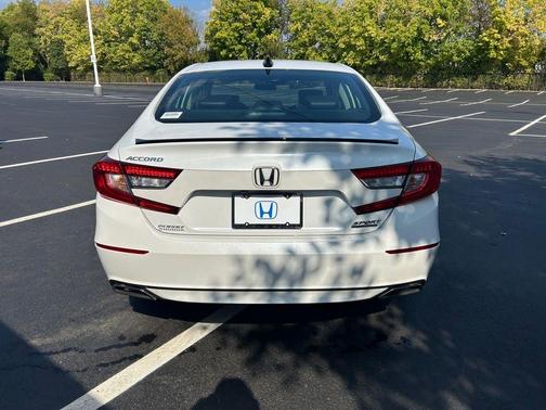 2022 Honda Accord Sport SE