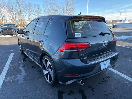 2020 Volkswagen Golf GTI 2.0T SE