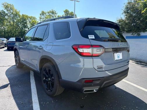 Gray 2025 Honda Pilot Black Edition