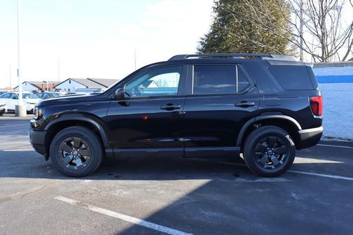 Crystal Black Pearl 2026 Honda Passport RTL
