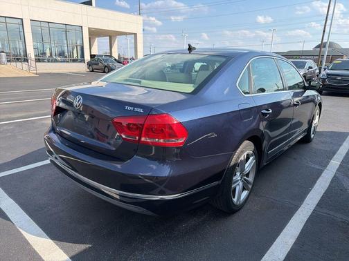 2013 Volkswagen Passat 2.0 TDI SEL Premium