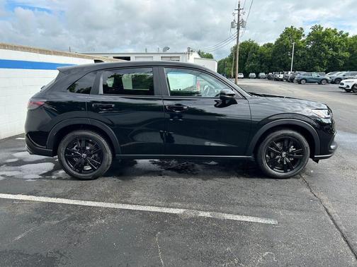 Crystal Black Pearl 2026 Honda HR-V Sport