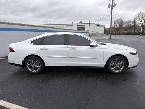 2023 Honda Accord Hybrid EX-L