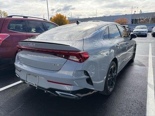 2023 Kia K5 GT-Line