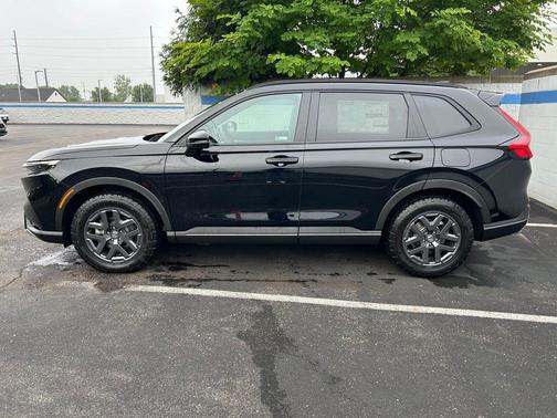 Crystal Black Pearl 2026 Honda CR-V Hybrid TrailSport