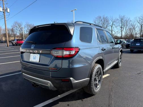 Smoke Blue 2026 Honda Pilot TrailSport