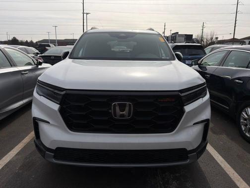 2023 Honda Pilot TrailSport