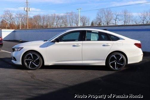 Photo 2 of 43 of 2022 Honda Accord Sport 1.5T