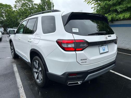 2025 Honda Pilot Elite