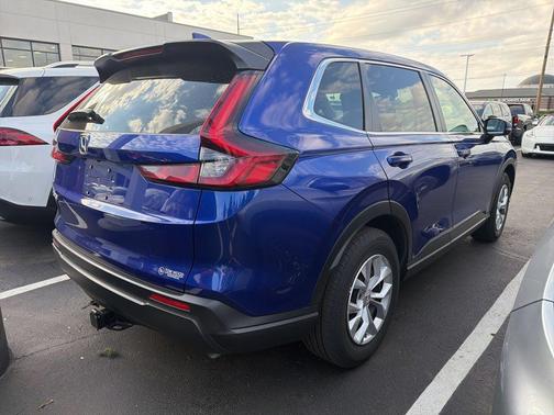 Pearl 2025 Honda CR-V LX