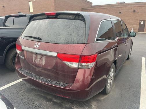 Maroon 2016 Honda Odyssey EX-L