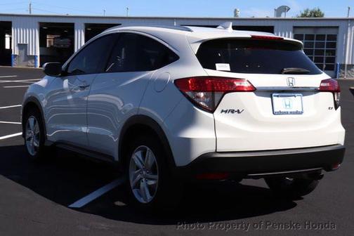 Photo 3 of 17 of 2019 Honda HR-V EX