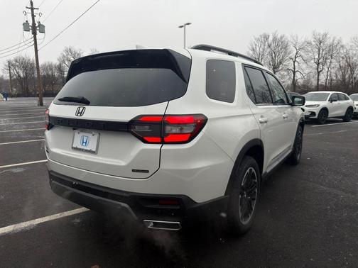 2026 Honda Pilot Touring