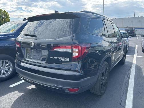 2021 Honda Pilot Black Edition