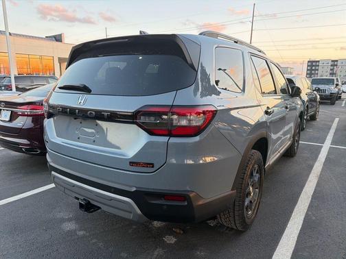 2023 Honda Pilot TrailSport