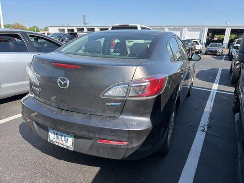 Graphite Mica 2013 Mazda Mazda3 i Touring