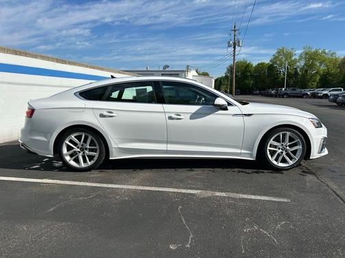 2024 Audi A5 Sportback 45 S line quattro Premium