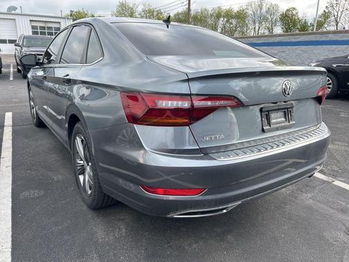 2019 Volkswagen Jetta 1.4T R-Line