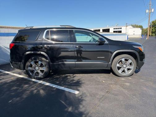 2017 GMC Acadia SLT-2