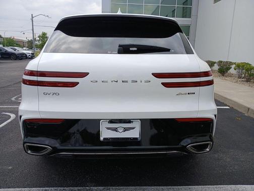 2026 Genesis GV70 3.5T Sport Prestige