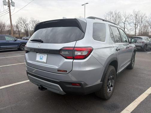 2023 Honda Pilot TrailSport