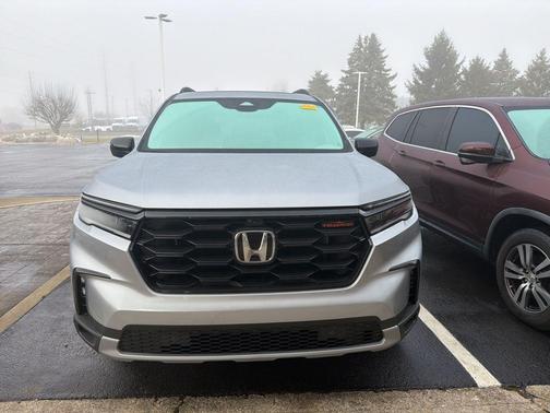 2023 Honda Pilot TrailSport