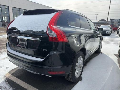 2016 Volvo XC60 T5 Premier
