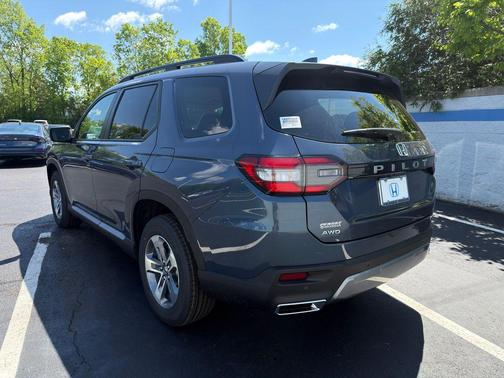 Smoke Blue 2026 Honda Pilot EX-L