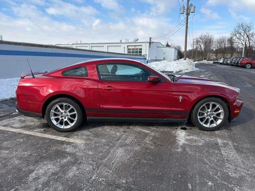 2011 Ford Mustang V6 Premium