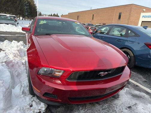 2011 Ford Mustang V6 Premium