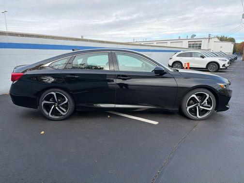 2022 Honda Accord Sport SE