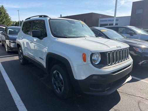 Alpine White 2017 Jeep Renegade Sport
