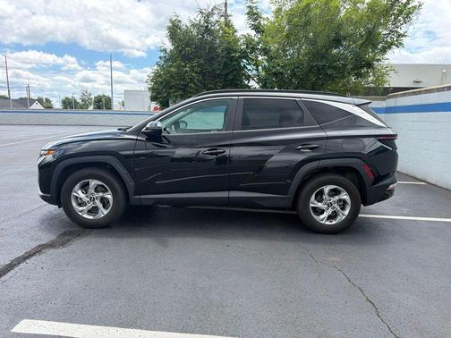 Phantom Black 2022 Hyundai TUCSON SEL