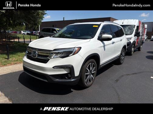 Platinum White 2021 Honda Pilot Touring 7-Passenger