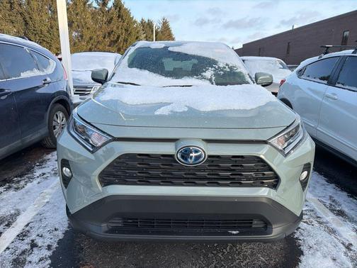 2019 Toyota RAV4 Hybrid XLE