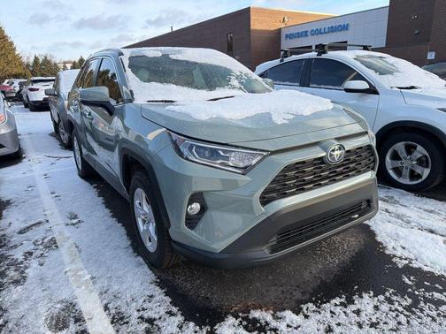 2019 Toyota RAV4 Hybrid XLE