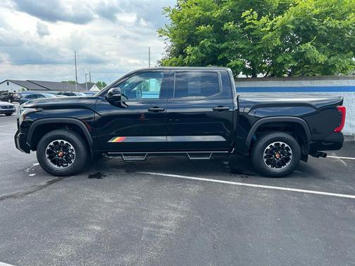 2025 Toyota Tundra Platinum