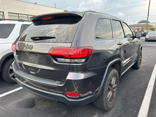 2016 Jeep Grand Cherokee Laredo