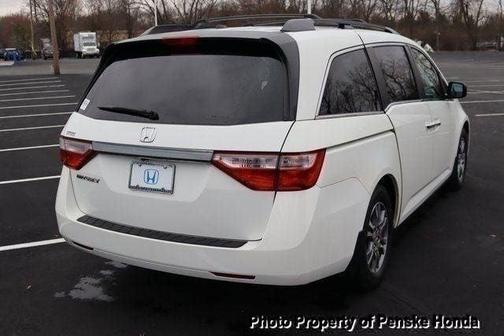 Photo 5 of 48 of 2013 Honda Odyssey EX-L