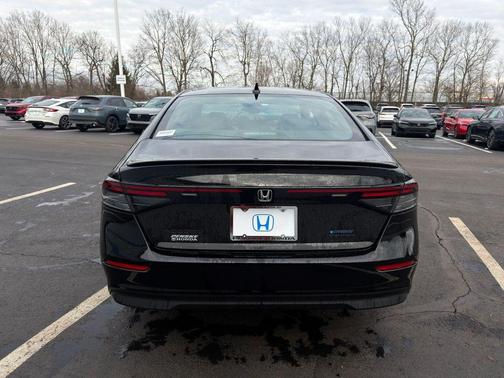 Crystal Black Pearl 2026 Honda Accord Hybrid Sport