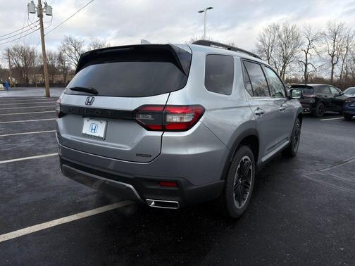 2026 Honda Pilot Touring
