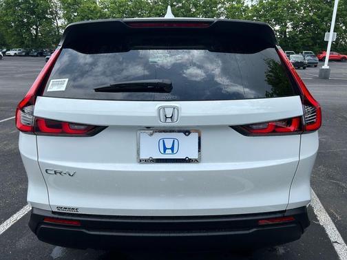 Platinum White Pearl 2026 Honda CR-V EX