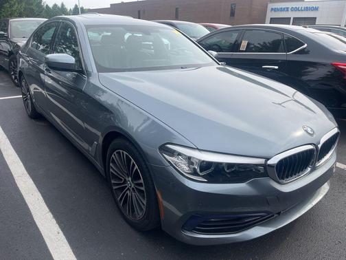 Bluestone Metallic 2017 BMW 530 i xDrive